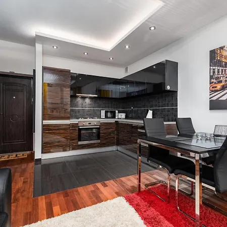 Wilcza 26a By Homeprime Warszawa